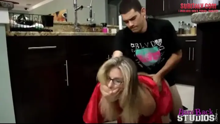 Cory Chase – Mio figlio sborra ripetutamente dentro di me 1 Parte Sub ita