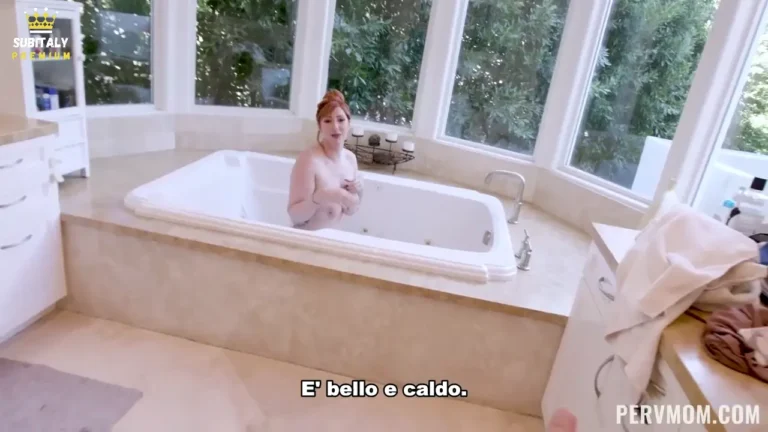 Premium Lauren Phillips – Mia madre mi riscalda con il suo corpo da favola 2 Parte